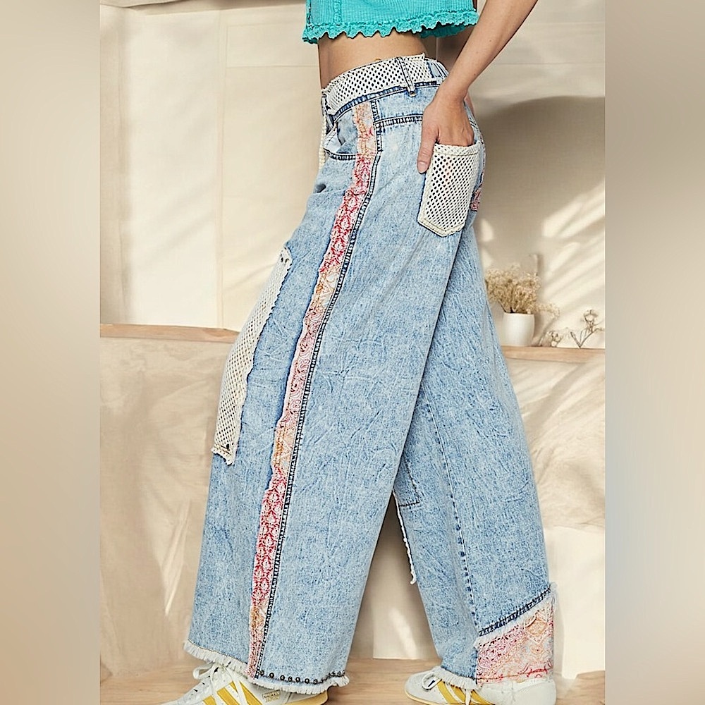 POL Wide-Leg Carpenter Jeans | Metallic Studs Distressed Utility Denim. - Picture 4 of 10